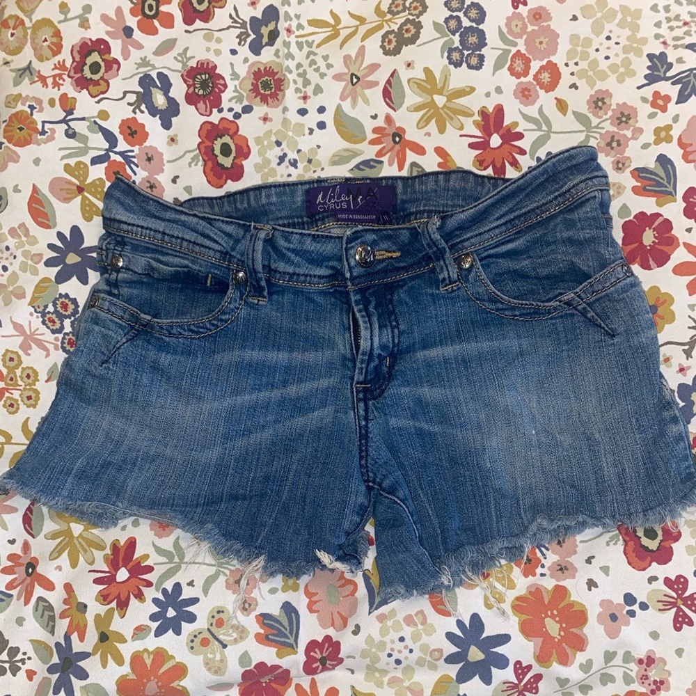 Miley Cyrus & Max Azaria Shorts, Size 11